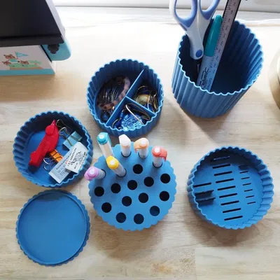 Hệ thống tổ chức bàn làm việc xếp chồng mô-đun