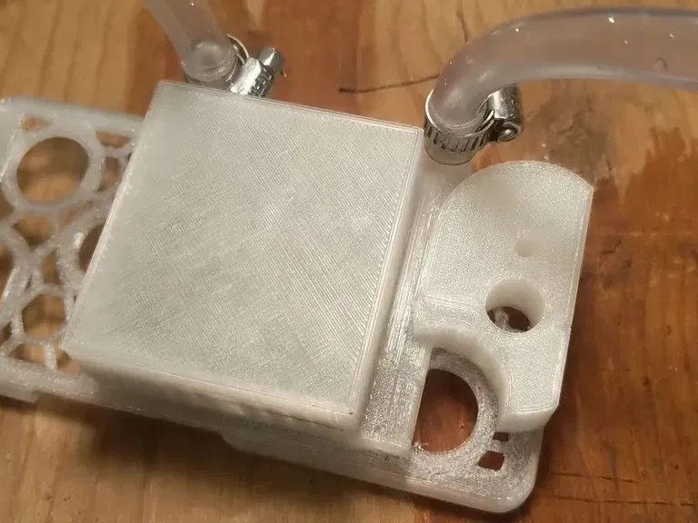 Ốp lưng điện thoại Pixel 2 với chân máy và bộ làm mát nước - Image 1