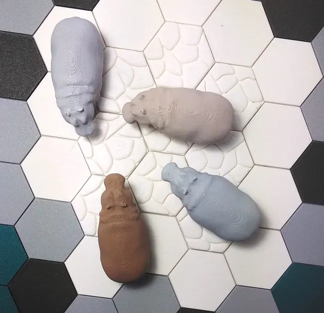 Tượng con hà mã với tư thế đi bộ - Image 2