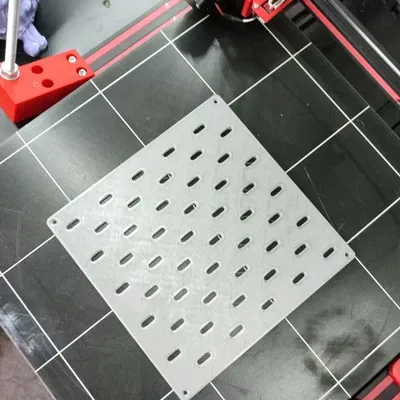 Giá treo tường IKEA Skadis với lỗ khoan lắp đặt