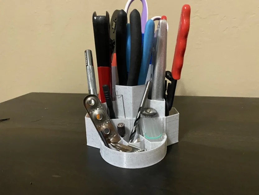 Giá đỡ dụng cụ cầm tay tiện lợi cho văn phòng và gia đình - Image 1