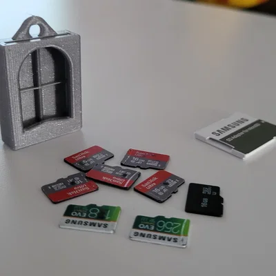Chìa khóa đựng thẻ nhớ micro SD và bộ chuyển đổi