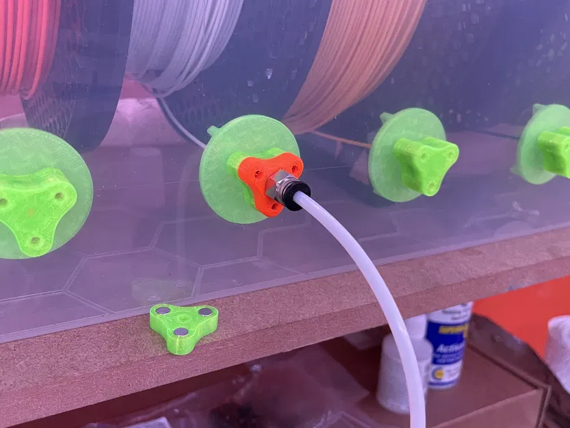 Bảng ngăn từ tính cho hộp khô filament - Image 1