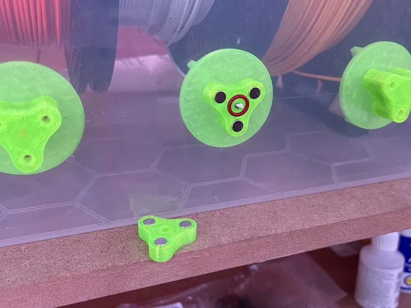 Bảng ngăn từ tính cho hộp khô filament - Image 2