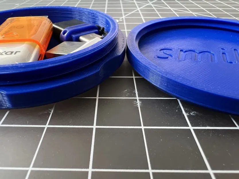 Hộp chứa USB và đồ vật nhỏ tiện lợi 3 inch - Image 1