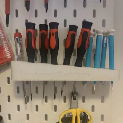 Giá đỡ cho dụng cụ vặn vít chính xác trên kệ ikea skadis