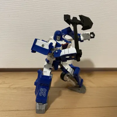 Rìu cho các nhân vật Transformers