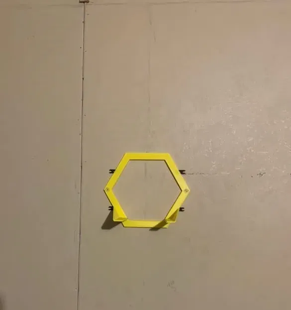 Giá đỡ hiển thị Funko Pop treo tường hình lục giác - Image 2