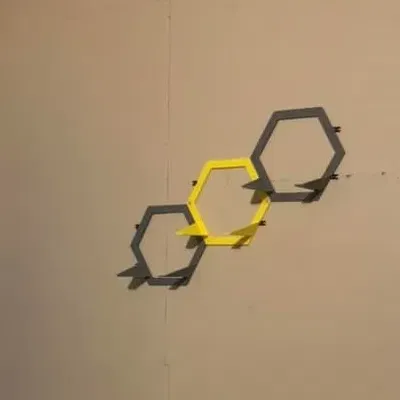 Giá đỡ hiển thị Funko Pop treo tường hình lục giác