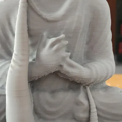 Giá sách hình Phật thuyết giảng từ Bảo tàng Anh