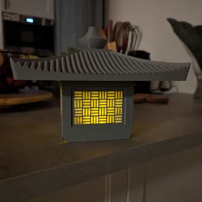 Đèn lồng vườn Nhật Bản với các bộ phận tùy chỉnh