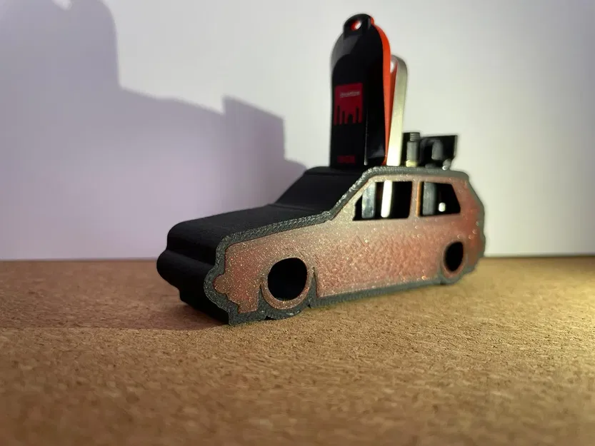 Giá đỡ USB Golf 2 MK 2 bằng PLA màu đen và đỏ - Image 3