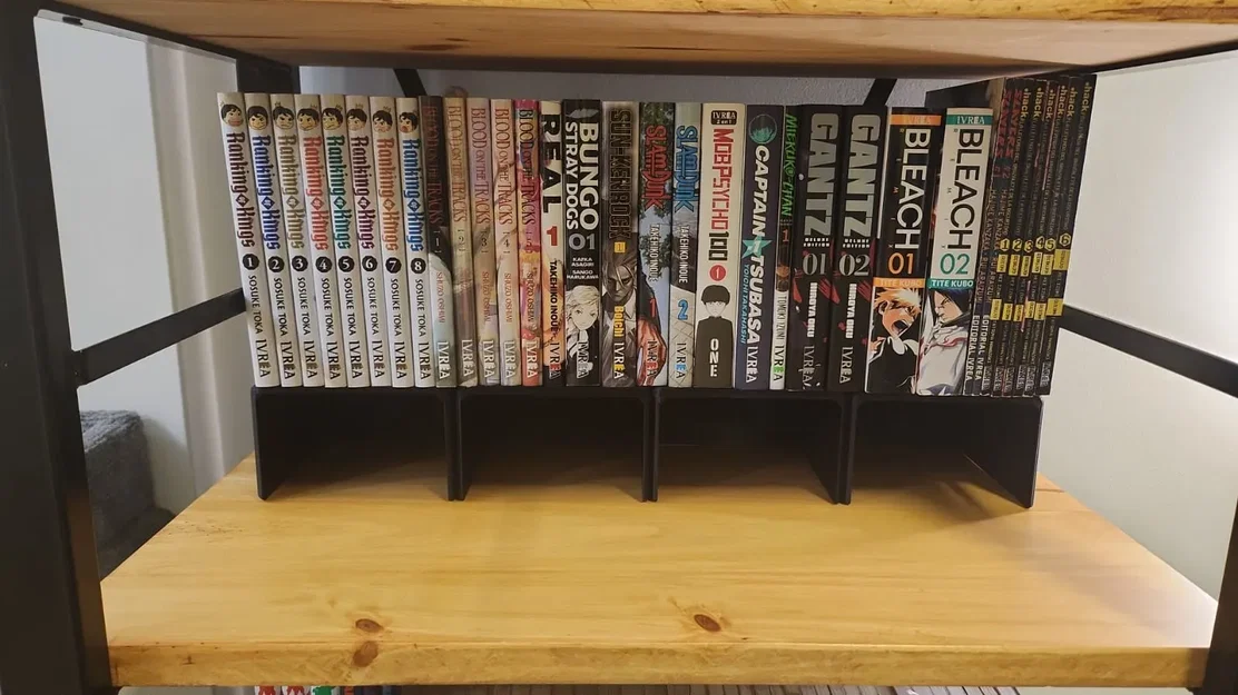 Giá đỡ sách manga giúp hiển thị sách dễ dàng hơn - Image 1