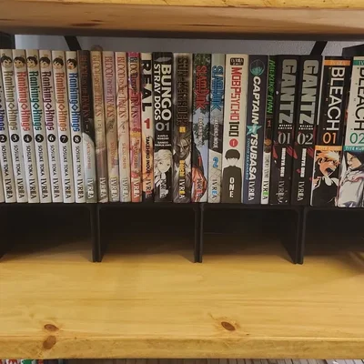 Giá đỡ sách manga giúp hiển thị sách dễ dàng hơn
