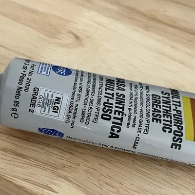 Bộ chuyển đổi bi LM8UU bôi trơn với vòi tiêm tích hợp