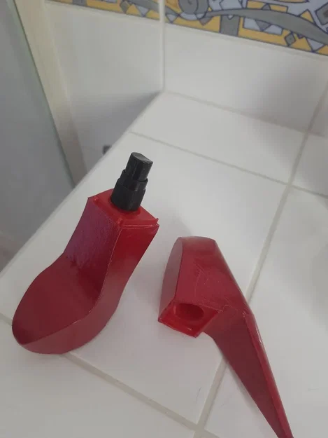 Bình nước hình giày độc đáo cho nước hoa và chất lỏng khác - Image 2