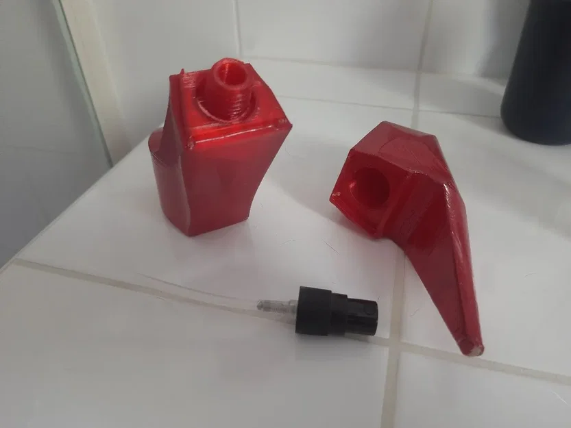 Bình nước hình giày độc đáo cho nước hoa và chất lỏng khác - Image 3
