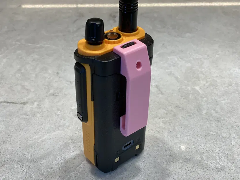 Kẹp thắt lưng cố định cho radio Baofeng UV-9R - Image 1