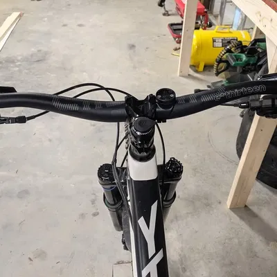 Giá đỡ GPS Wahoo cho ghi đông xe đạp địa hình 35mm