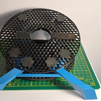 Giá đỡ laptop với chân cao su hình lục giác Prusament