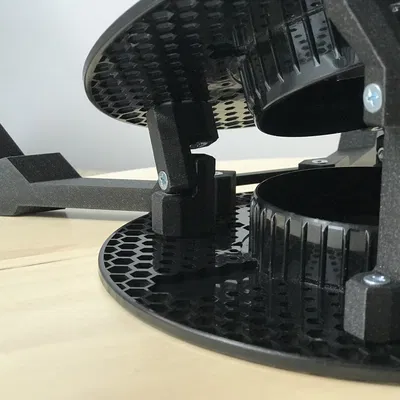 Giá đỡ laptop Prusament Upcycling cho môi trường làm việc thoải ...