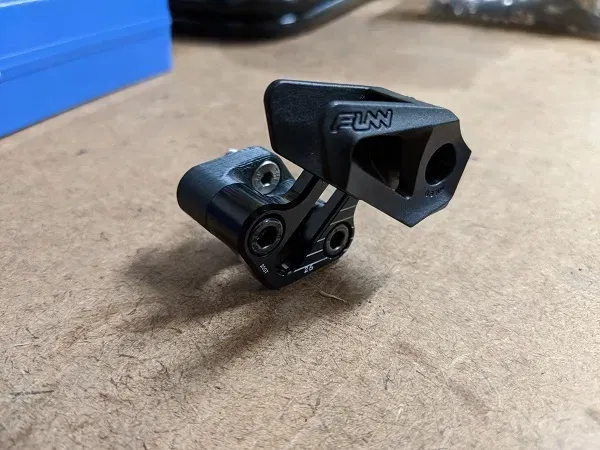 Bộ chuyển đổi giá đỡ xích cho YT Jeffsy - Image 3