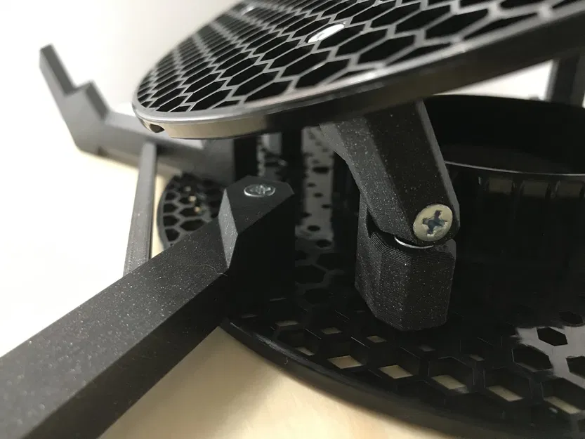 Giá đỡ laptop Prusament Upcycling cho môi trường làm việc thoải ... - Image 10