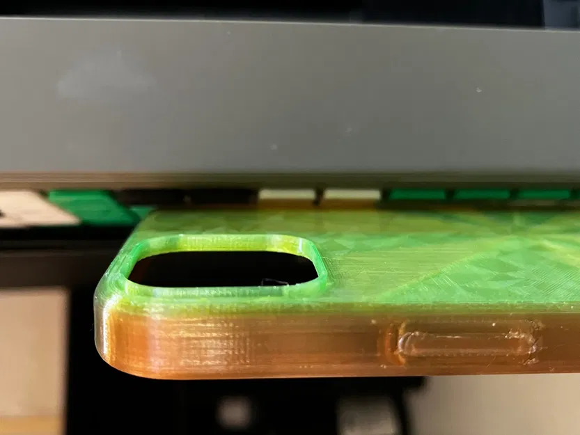 Ốp lưng TPU Iphone 13 với bảo vệ camera - Image 2