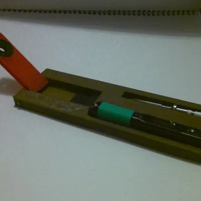 Vỏ và giá đỡ cho máy hàn Pinecil V2