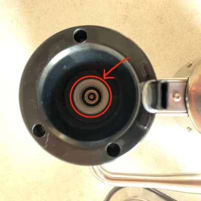 Thay thế van chai CO2 cho Aarke Carbonator II