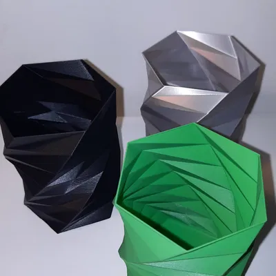 Bình hoa 6 cạnh xoắn độc đáo cho in 3D