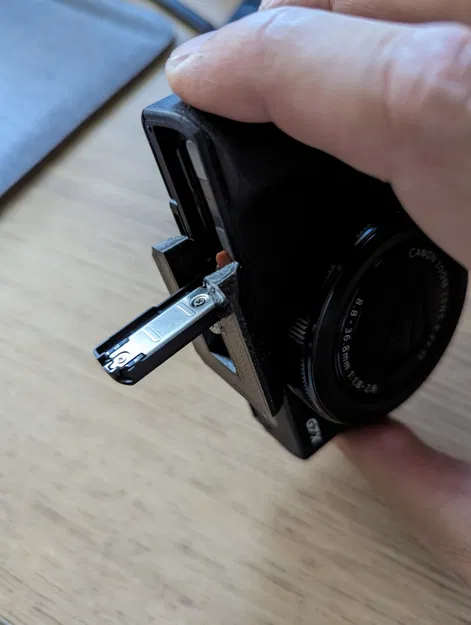 Đế Arca Swiss thân thiện với pin cho Canon G7x MK 3 - Image 2