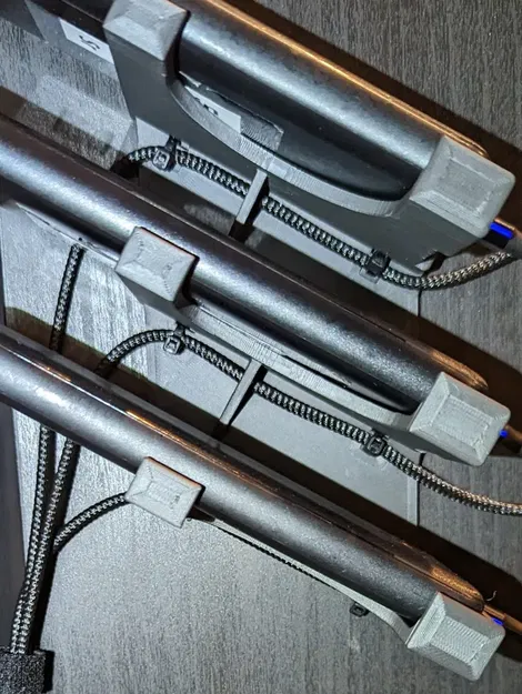 Giá đỡ sạc pin Anker cho bộ pin dự phòng - Image 2