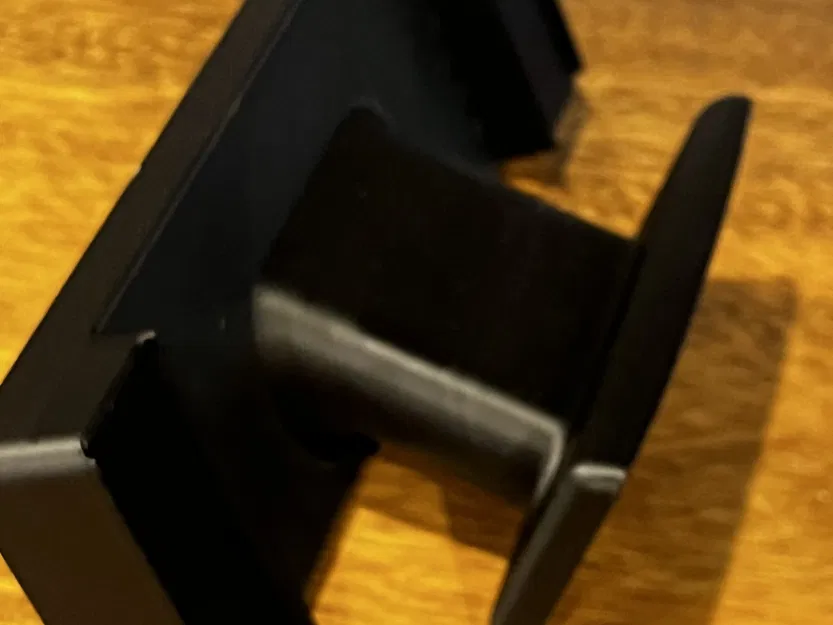 Giá đỡ màn hình video cho gương chiếu hậu 12 - Image 1