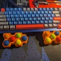 Giá đỡ cổ tay hình lục giác Nerf Balls - Thumbnail 1