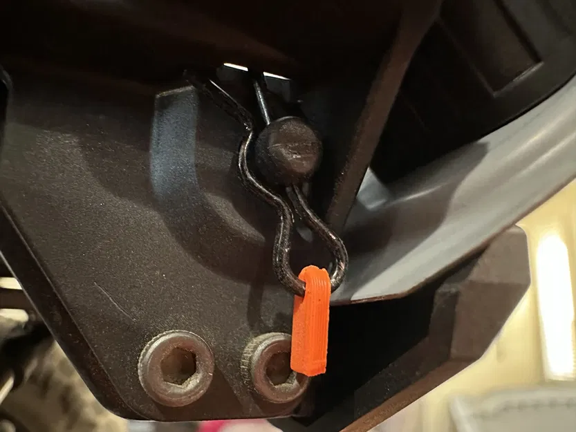 Tab Kẹp Thân Xe cho Ô Tô và Xe Tải RC - Image 1