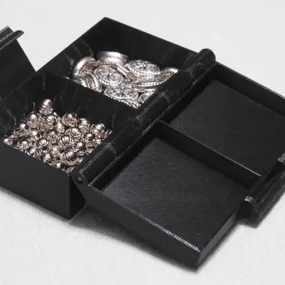 Máy tạo hộp bản lề filament tùy chỉnh bằng OpenSCAD