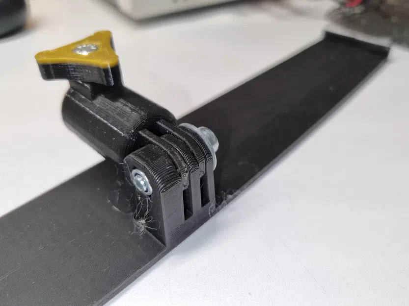 Giá đỡ âm thanh Pro: In nghiêng độc đáo cho bộ thu của bạn - Image 5