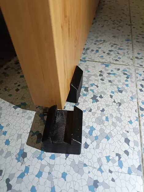 Thảm nâng chiều cao bàn làm việc bằng PETG - Image 1