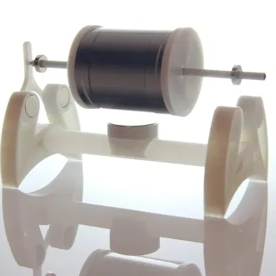 Động cơ năng lượng mặt trời "littleSunEngine" cho sinh viên