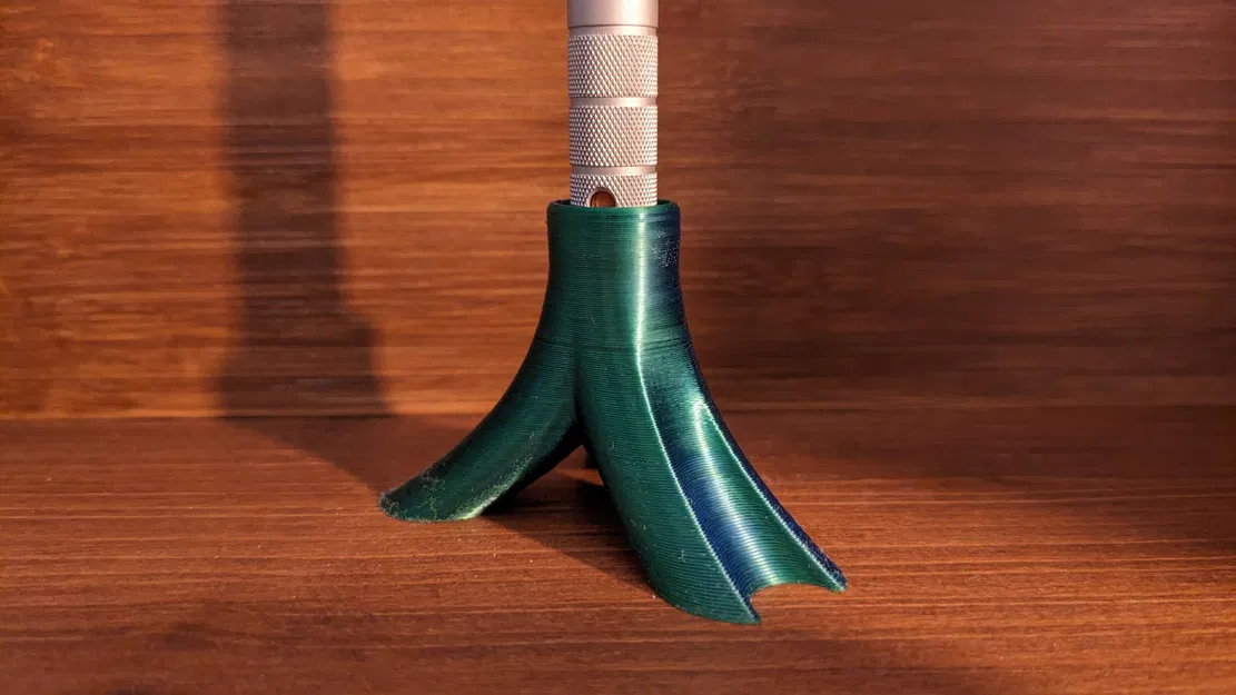 Giá đỡ bút hình dạng hữu cơ cho văn phòng - Image 3