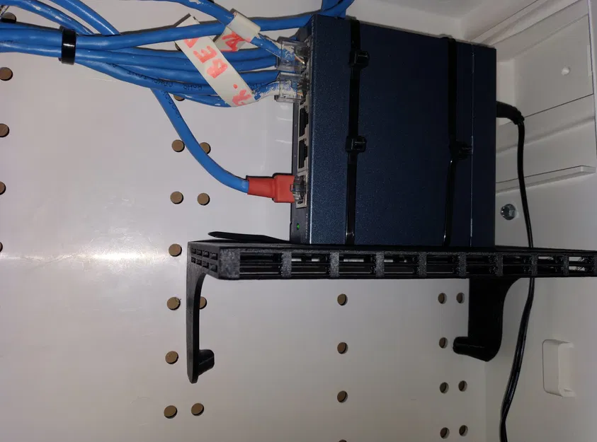 Giá đỡ cho trung tâm truyền thông Leviton SMC - Image 3