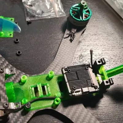 Giá đỡ đuôi Foxeer Lollypop 4+ cho Armattan Chameleon