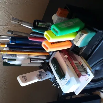 Giá đỡ văn phòng phẩm đa năng cho bàn làm việc