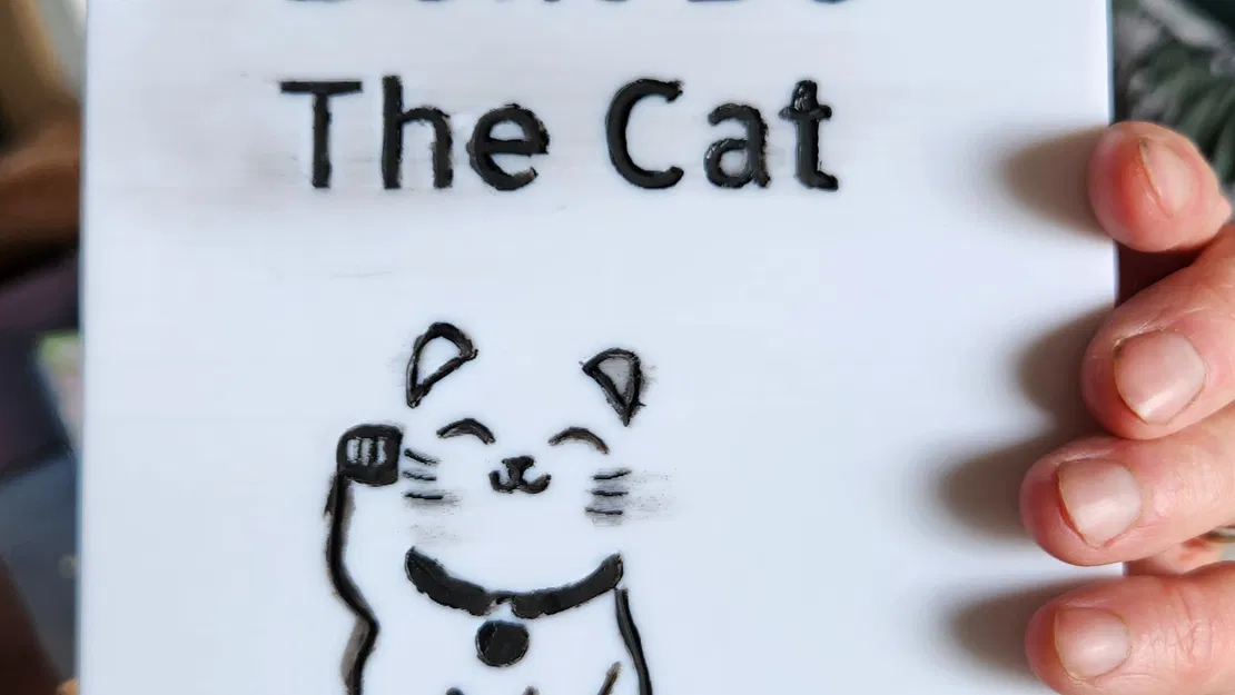 Giá đỡ xúc phân cho mèo với hình in maneki neko - Image 1