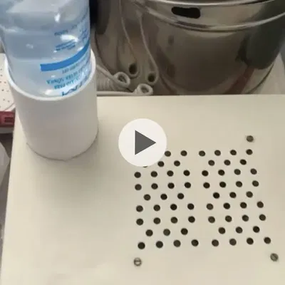 Giá đỡ gel siêu âm tiện lợi