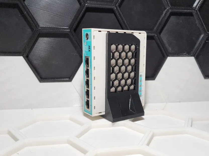 Giá đỡ đứng Mikrotik HEX RB750Gr3 - Image 3