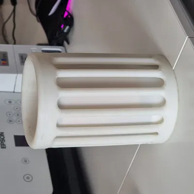 Thùng rác nhỏ để giấy và rác thải văn phòng