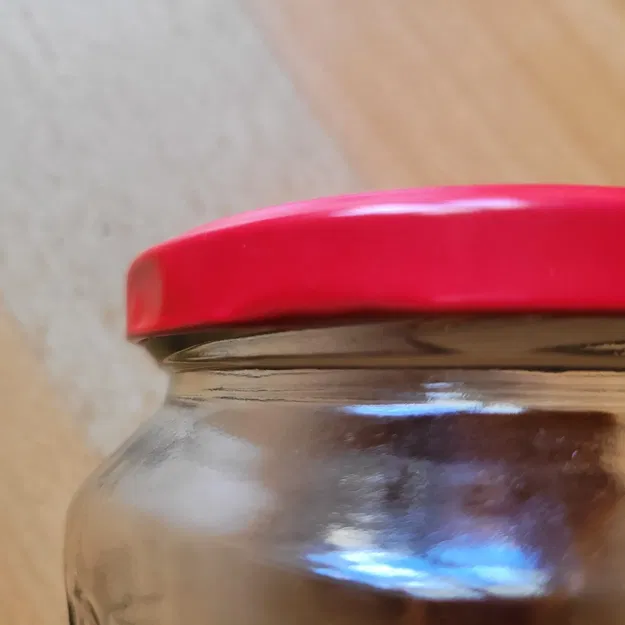 Giá treo kính dưới tủ bếp tiện lợi - Image 2