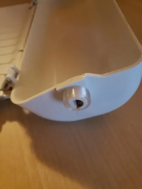 Sửa chữa khay đá cho máy làm đá Emerson - Image 1